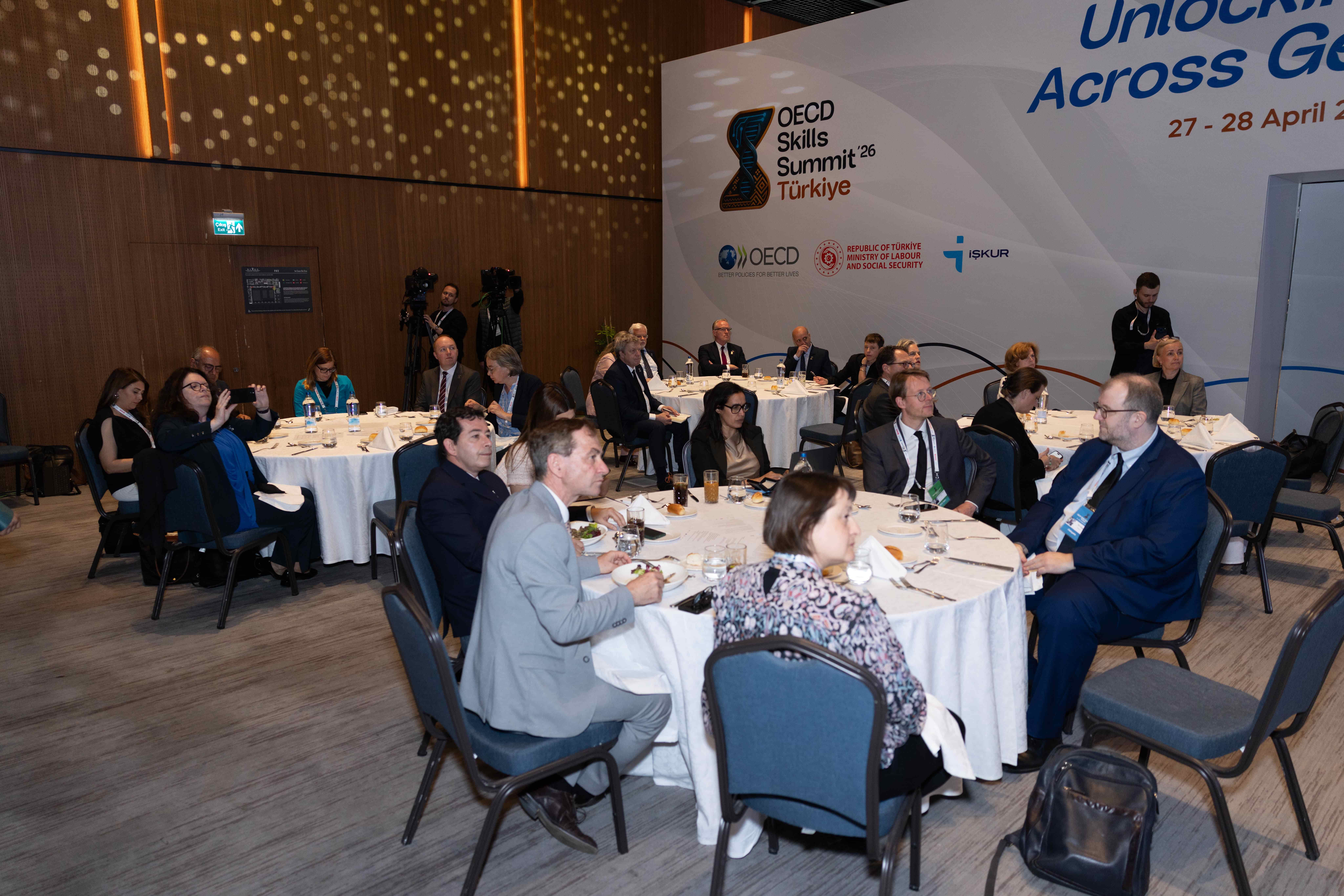 SIDE_EVENT_TOWARDS_A_GLOBAL_TVET_AGENDA-10.jpg