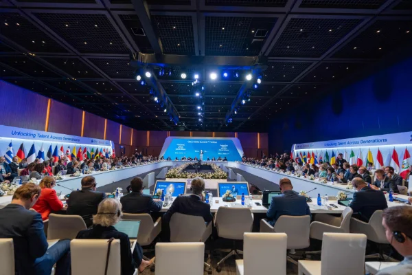 OECD_260427_SKILLS_SUMMIT_SESSION_1_RETHINKING_FORMAL_EDUCATION-19.jpg