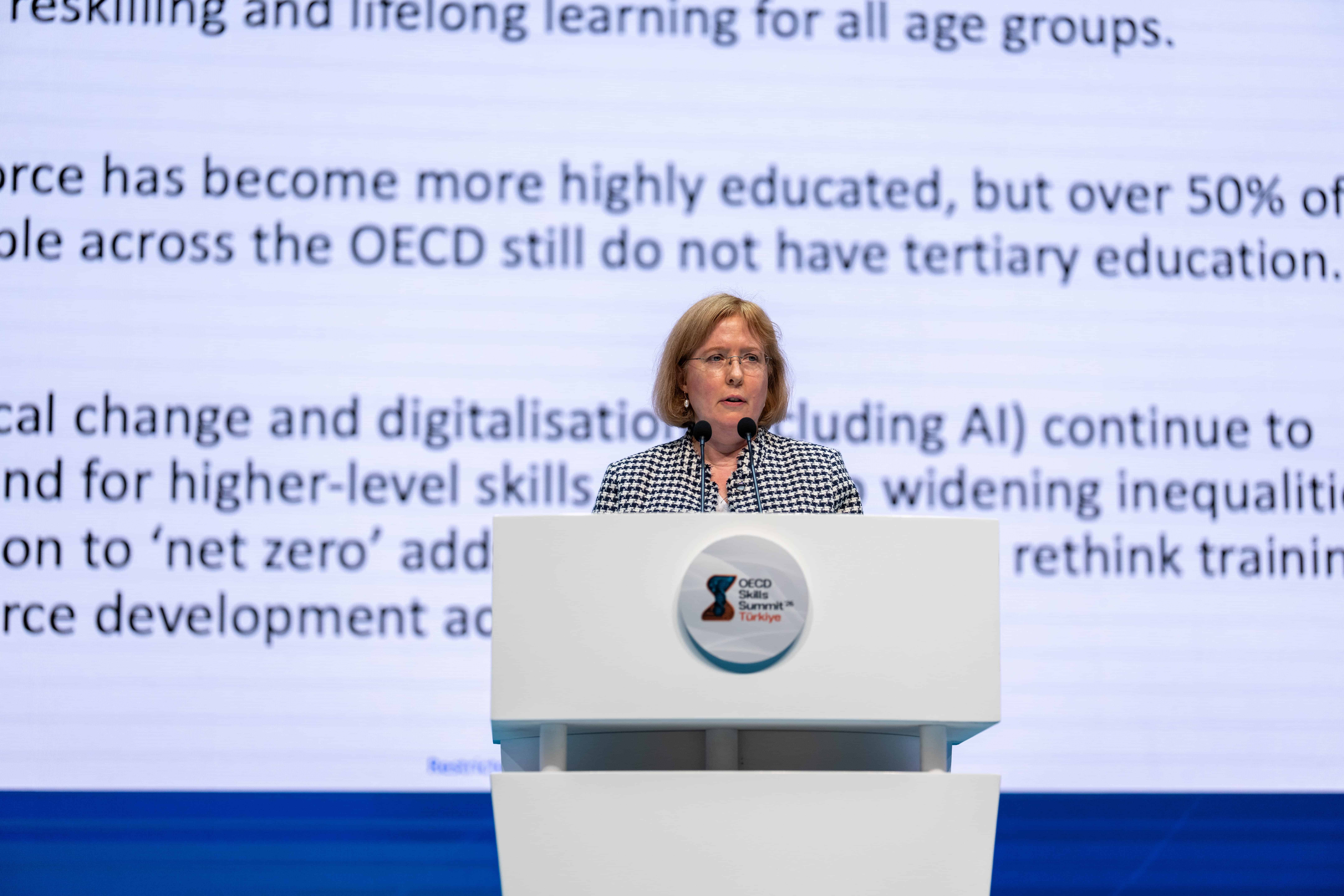 OECD_260427_SKILLS_SUMMIT_2_KEYNOTE_SPEECHESGRESS_CENTER-28